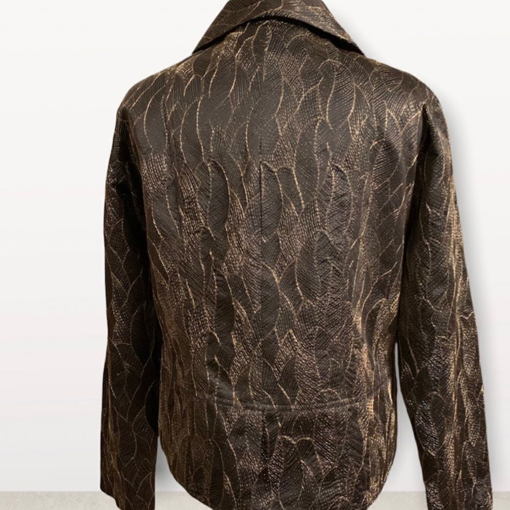 Chico’s Black & Gold Longsleeve Blazer with metallic threads Chicos size 2 - Picture 3 of 6